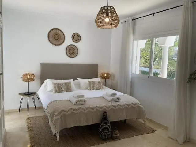 Private Luxurious Villa Walking Distance To Puerto Banus Marbella 0*,