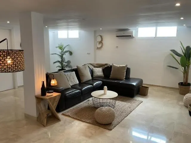 Private Luxurious Villa Walking Distance To Puerto Banus Marbella Spain